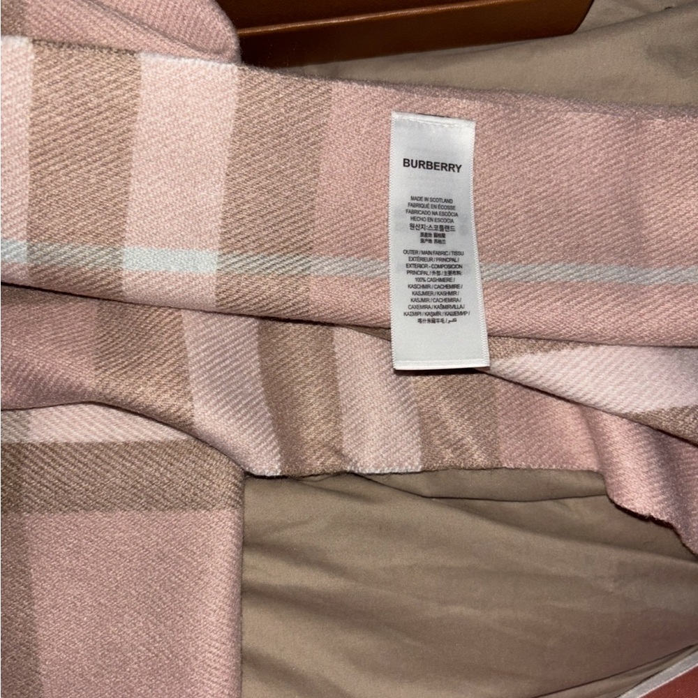 Burberry Blush and Taupe Check Scarf - Picture 5 of 7